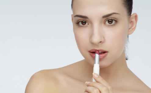 怎么样能够有效护理唇部 唇部护理的六款DIY唇膜做法