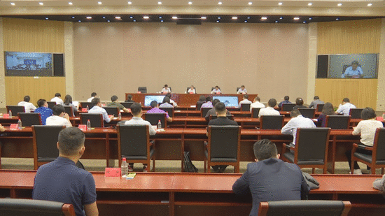 9月15日,中央网信办、教育部联合召开涉未成年人网课平台及网络环境专项治理视频推进会。