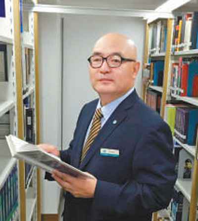潜心典藏乐在其中(讲述·一辈子一件事)