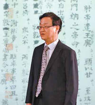 潜心典藏乐在其中(讲述·一辈子一件事)