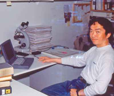 杨祝良行走在高山峡谷(讲述·一辈子一件事)