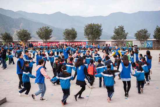 中国太保:让责任之光照亮孩子的梦想