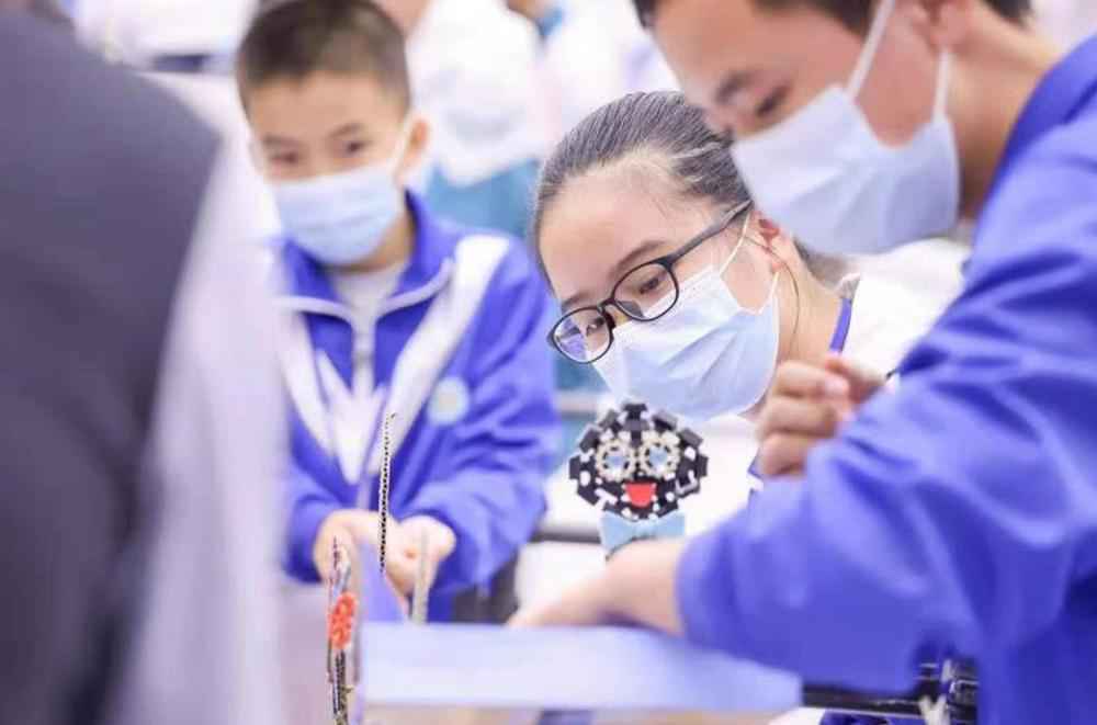 比技术、赛创意，2020年第九届广东省创意机器人大赛成功举行
