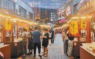 10月份,我国餐饮收入增速实现年内首次转正