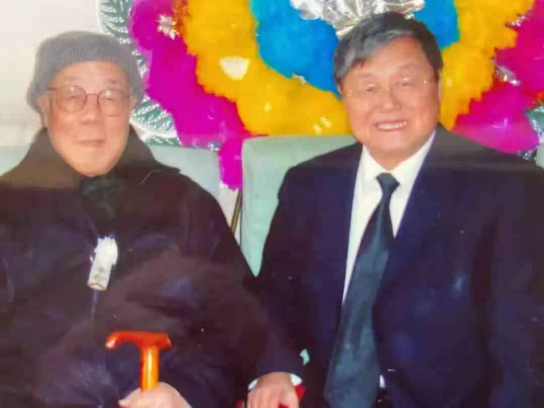 培养青少年走上科学舞台，是一个有远见的社会