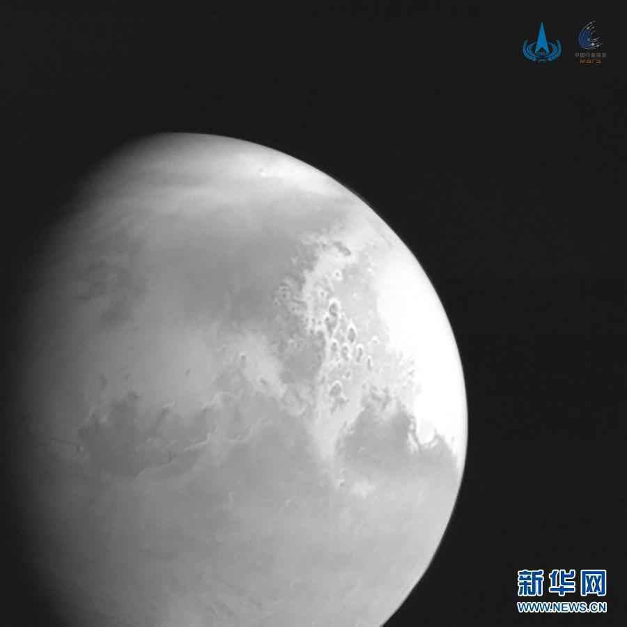 天问一号传回首幅火星图像 完成第四次轨道中途修正