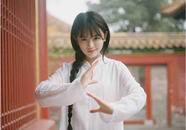 女孩有这几种表现就别追了,对方不喜欢你的表现 女孩有这几种表现就别追了,对方不喜欢你的表现