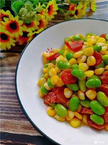 003 超下饭时令家常快手菜:毛豆玉米粒炒腊肠