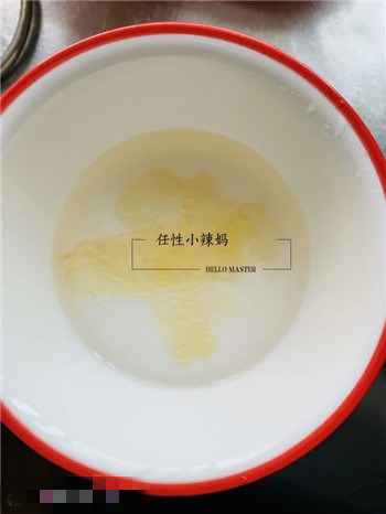 013 自制芒果慕斯蛋糕,冰爽清甜,不用烤箱就能做!