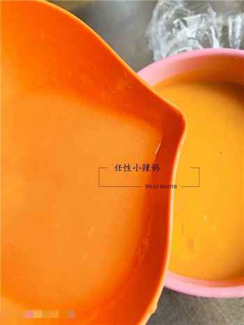 014 自制芒果慕斯蛋糕,冰爽清甜,不用烤箱就能做!