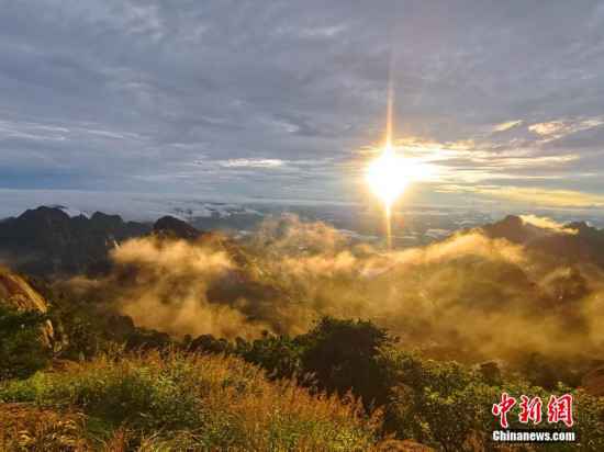 雨后黄山美景如画