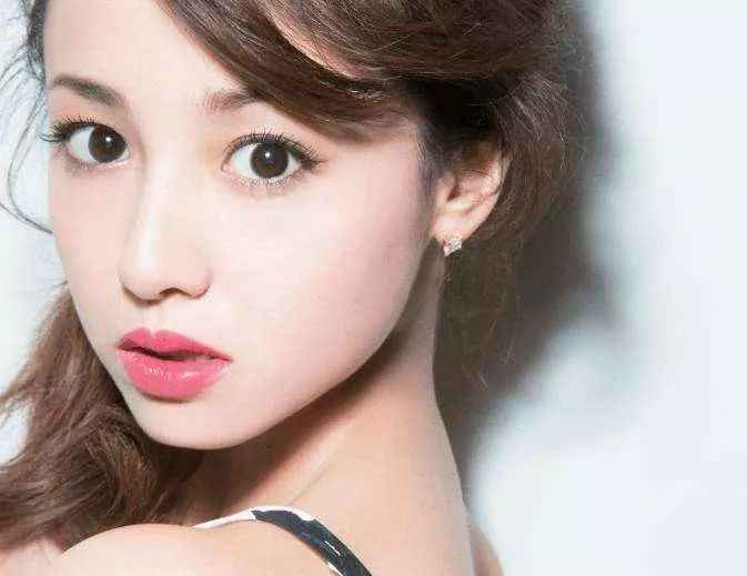 你的长相×你的肌肤=专属完美底妆!