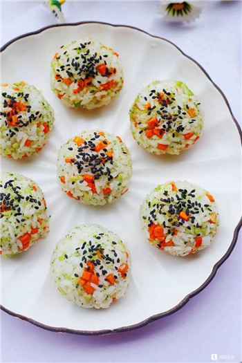001 西兰花肉松芝士饭团,专治宝宝不爱吃饭