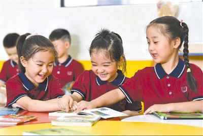 多方齐努力护航开学季(图说)