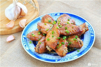 009 牢记黄金配比,你也能轻松做出嫩烤鸡翅