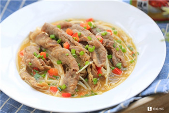 005 上班太忙没时间做饭?酸汤金针肥牛你一定要学会!