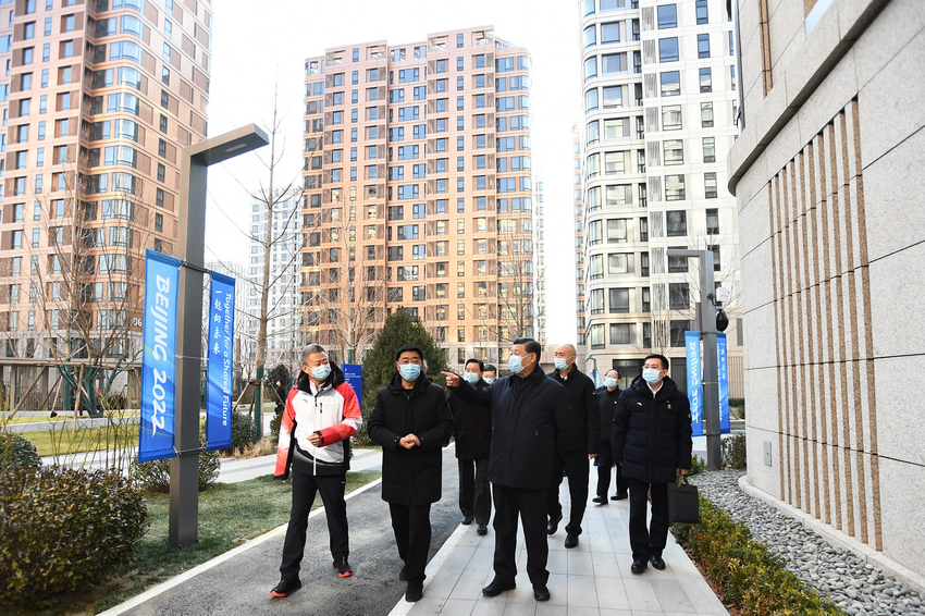 习近平在北京考察冬奥会、冬残奥会筹办备赛工作