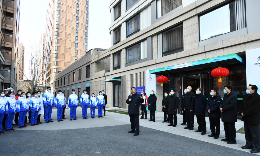 习近平在北京考察冬奥会、冬残奥会筹办备赛工作